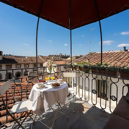 Terrace In Piazza Strozzi-center Of 佛罗伦萨
